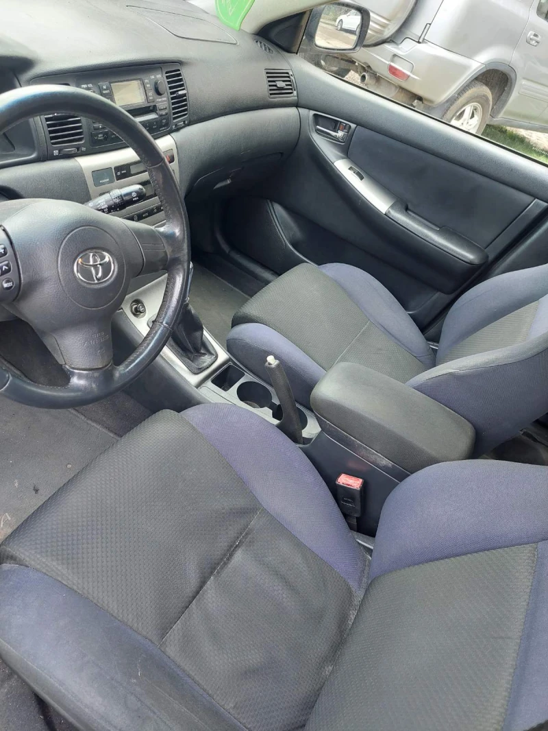 Toyota Corolla, снимка 5 - Автомобили и джипове - 47568551