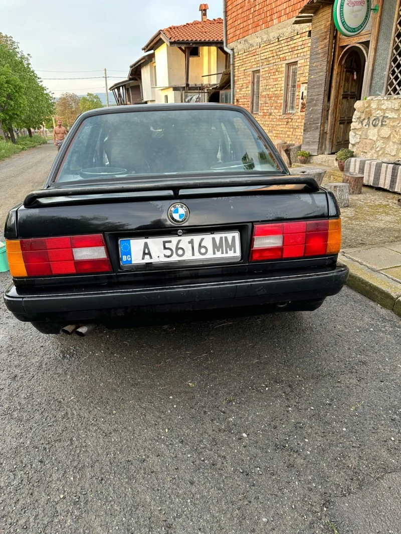 BMW 320, снимка 4 - Автомобили и джипове - 48925807