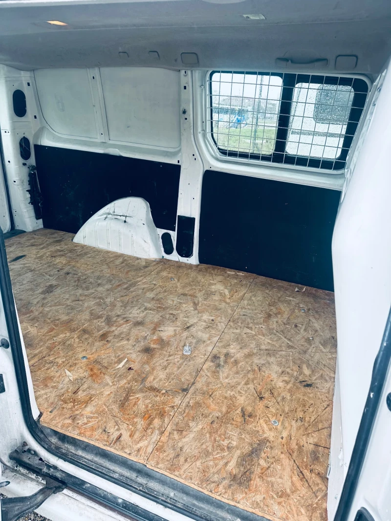 Fiat Scudo 2.2HDi, Товарен, Климатик, Нов внос!Бартер!, снимка 7 - Автомобили и джипове - 49728438