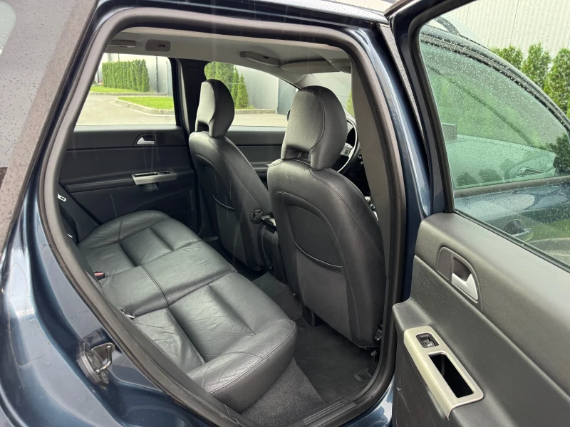 Volvo V50 2.5 T5/AWD/Facelift/ШВЕЙЦАРИЯ!!!, снимка 12 - Автомобили и джипове - 51757799