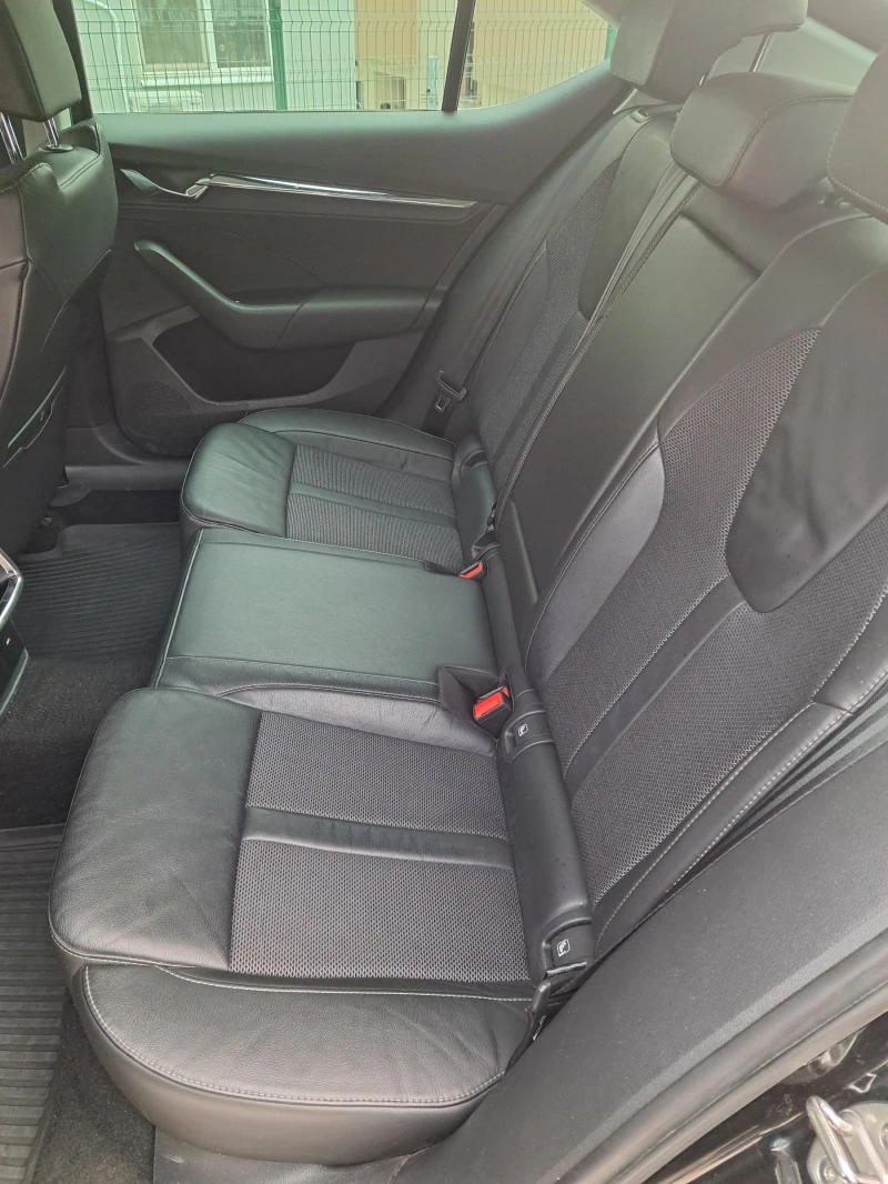 Skoda Octavia 2.0TDi 150к.с DSG Style Plus, снимка 12 - Автомобили и джипове - 52247537