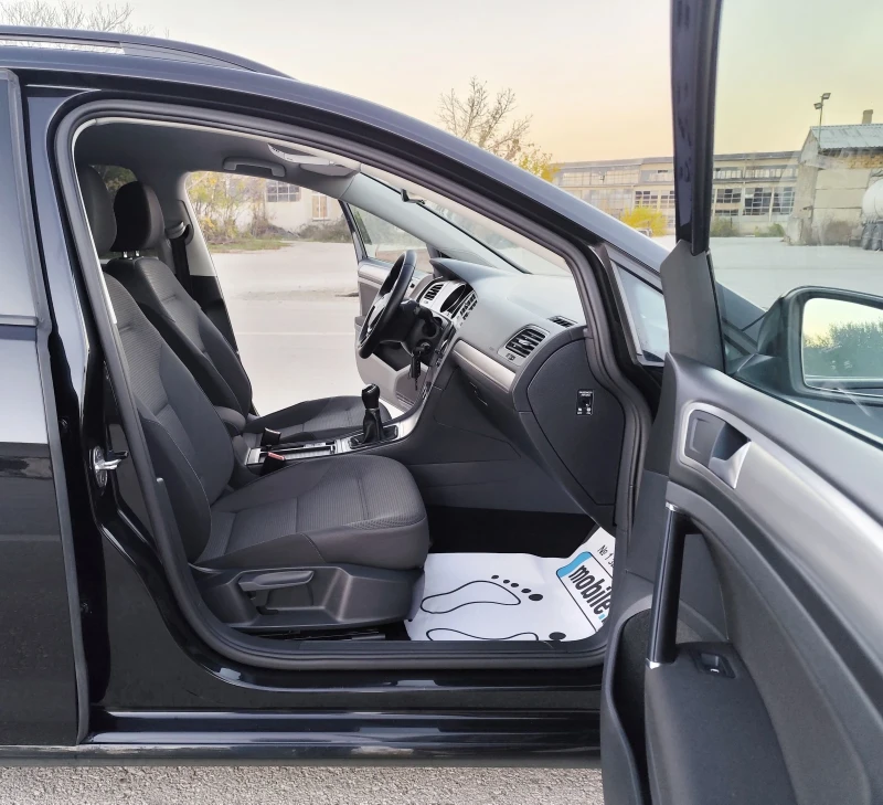 VW Golf 1.6TDI-105кс-EURO-6-ПОДГРЕВ, снимка 13 - Автомобили и джипове - 52513866