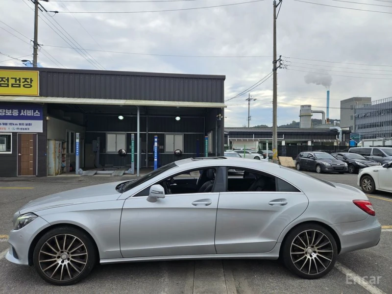 Mercedes-Benz CLS 350, снимка 2 - Автомобили и джипове - 52735173