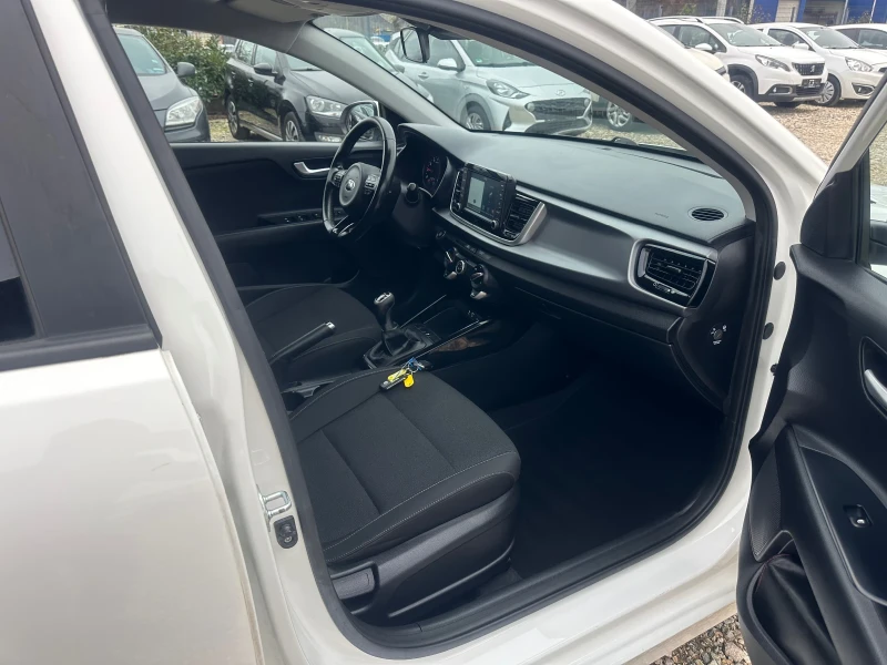 Kia Rio, снимка 8 - Автомобили и джипове - 53131630