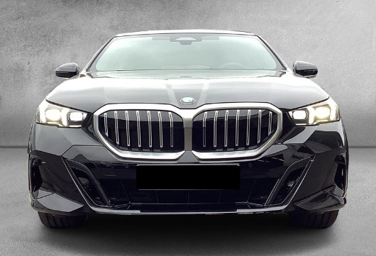 BMW 520 D xDrive M Sport, снимка 2 - Автомобили и джипове - 45874396