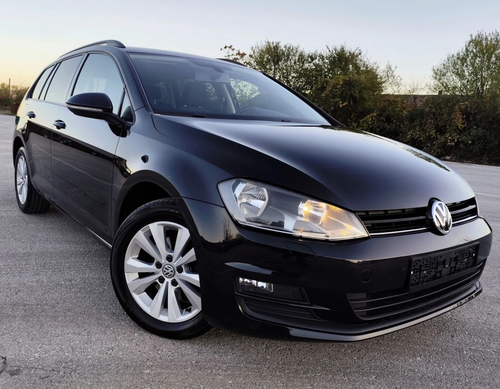 VW Golf 1.6TDI-105кс-EURO-6-ПОДГРЕВ, снимка 1