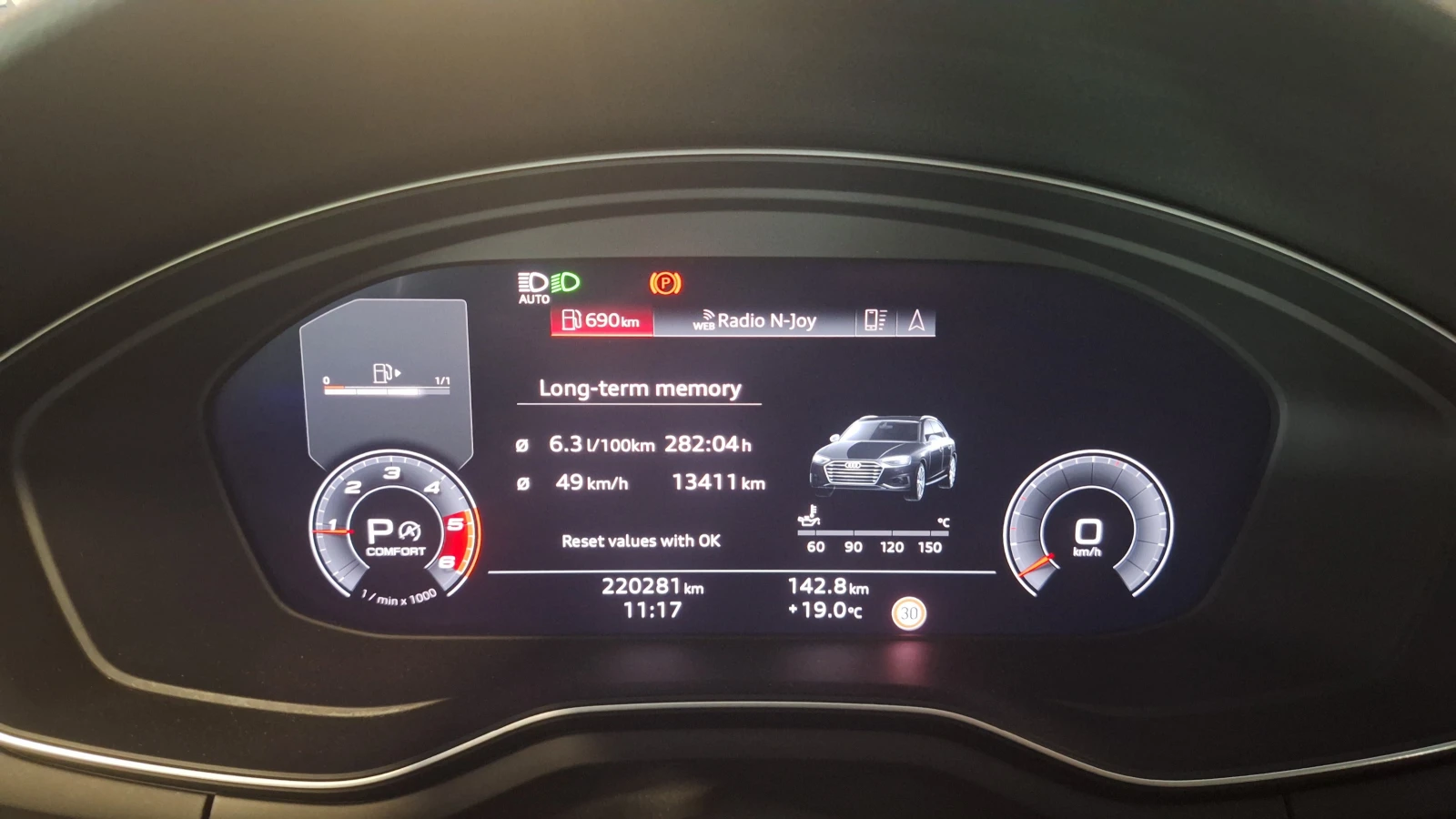 Audi A4 Advanced* ACC* CAM360* Virtual* Head-up* Matrix LE, снимка 5 - Автомобили и джипове - 55751557