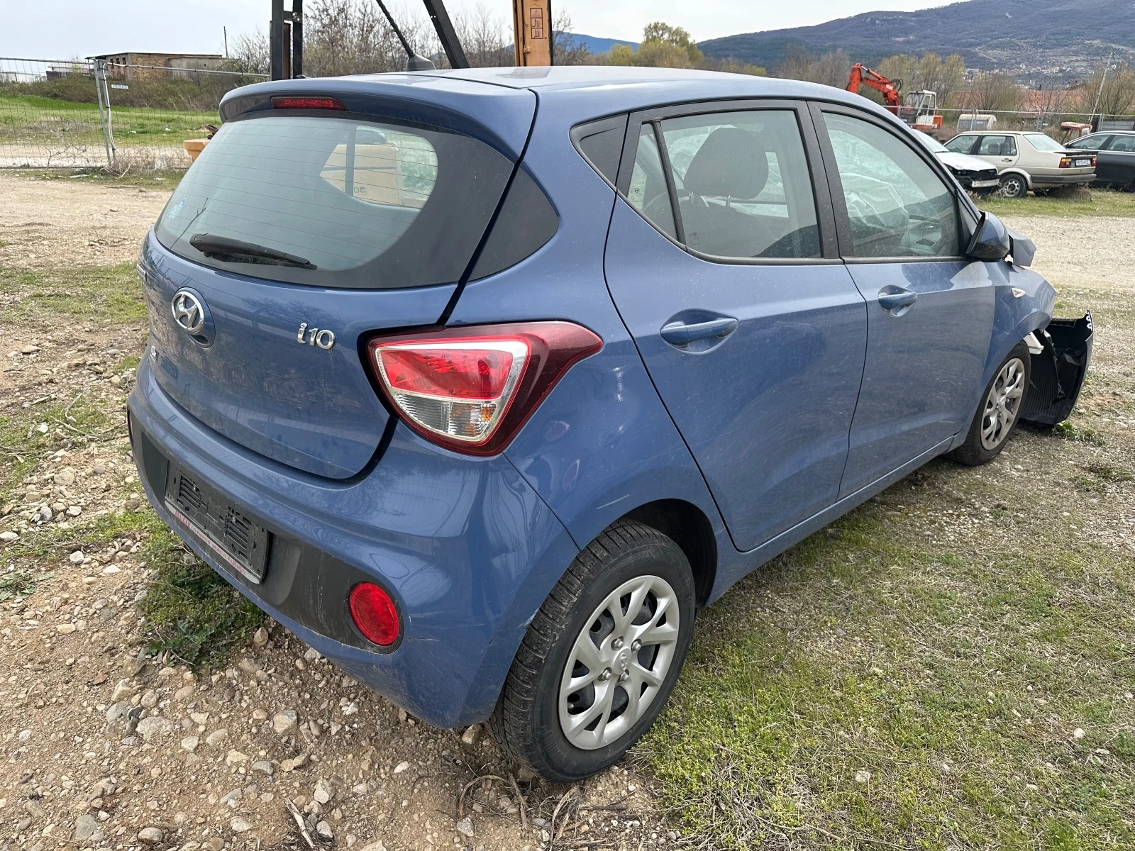 Hyundai I10 1.0i - изображение 3