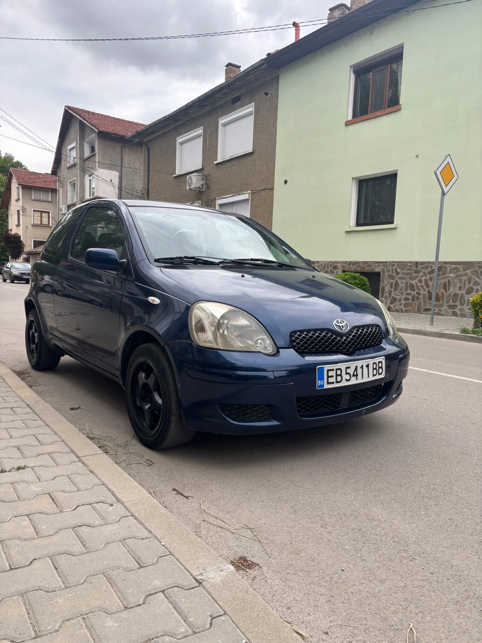 Toyota Yaris 1.4 D4D - изображение 3