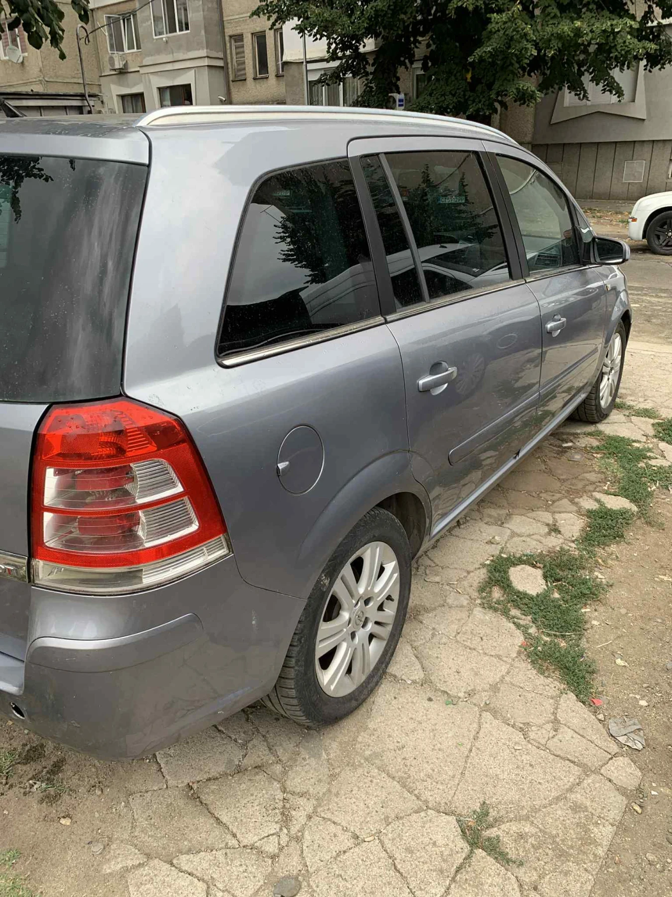 Opel Zafira 1.7CDT  7местен - изображение 3