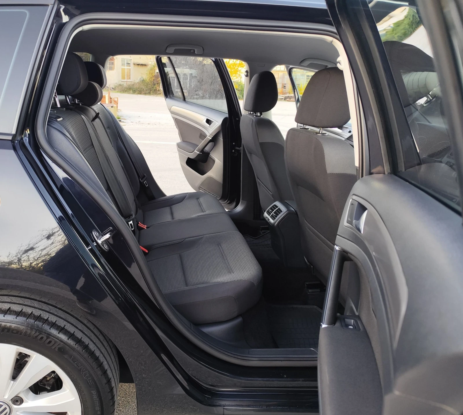 VW Golf 1.6TDI-105-EURO-6- | Mobile.bg   14