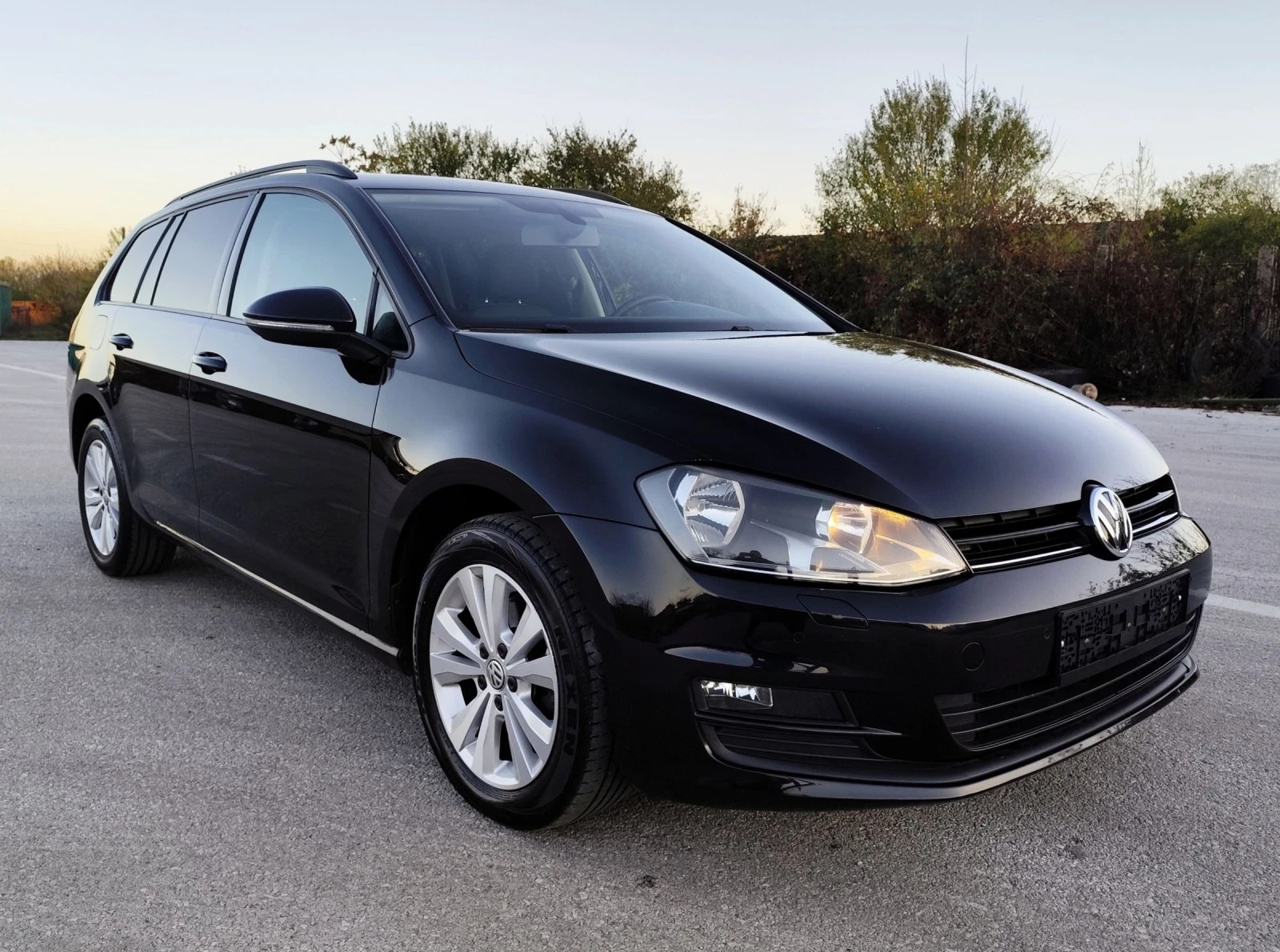 VW Golf 1.6TDI-105кс-EURO-6-ПОДГРЕВ - изображение 8