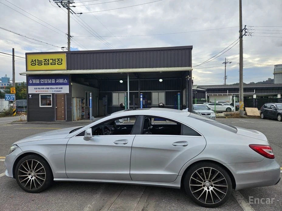 Mercedes-Benz CLS 350  - изображение 3