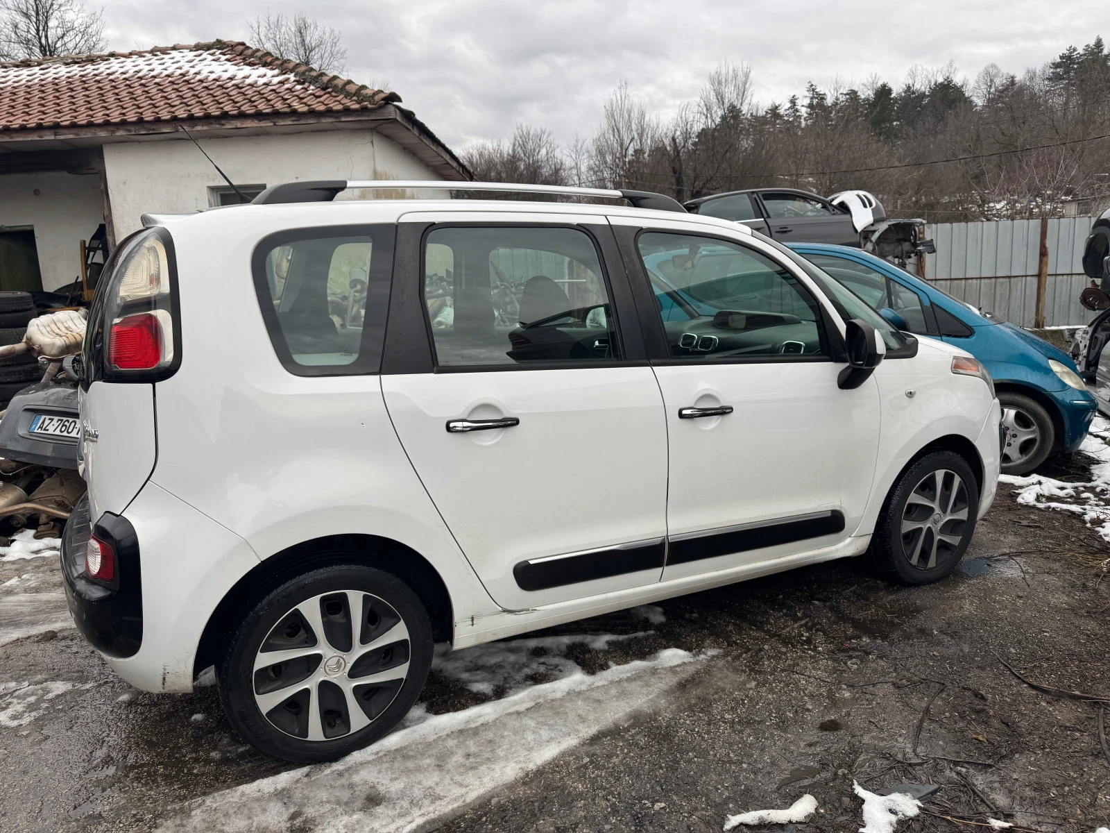 Citroen C3 Picasso 1.2turbo - изображение 3