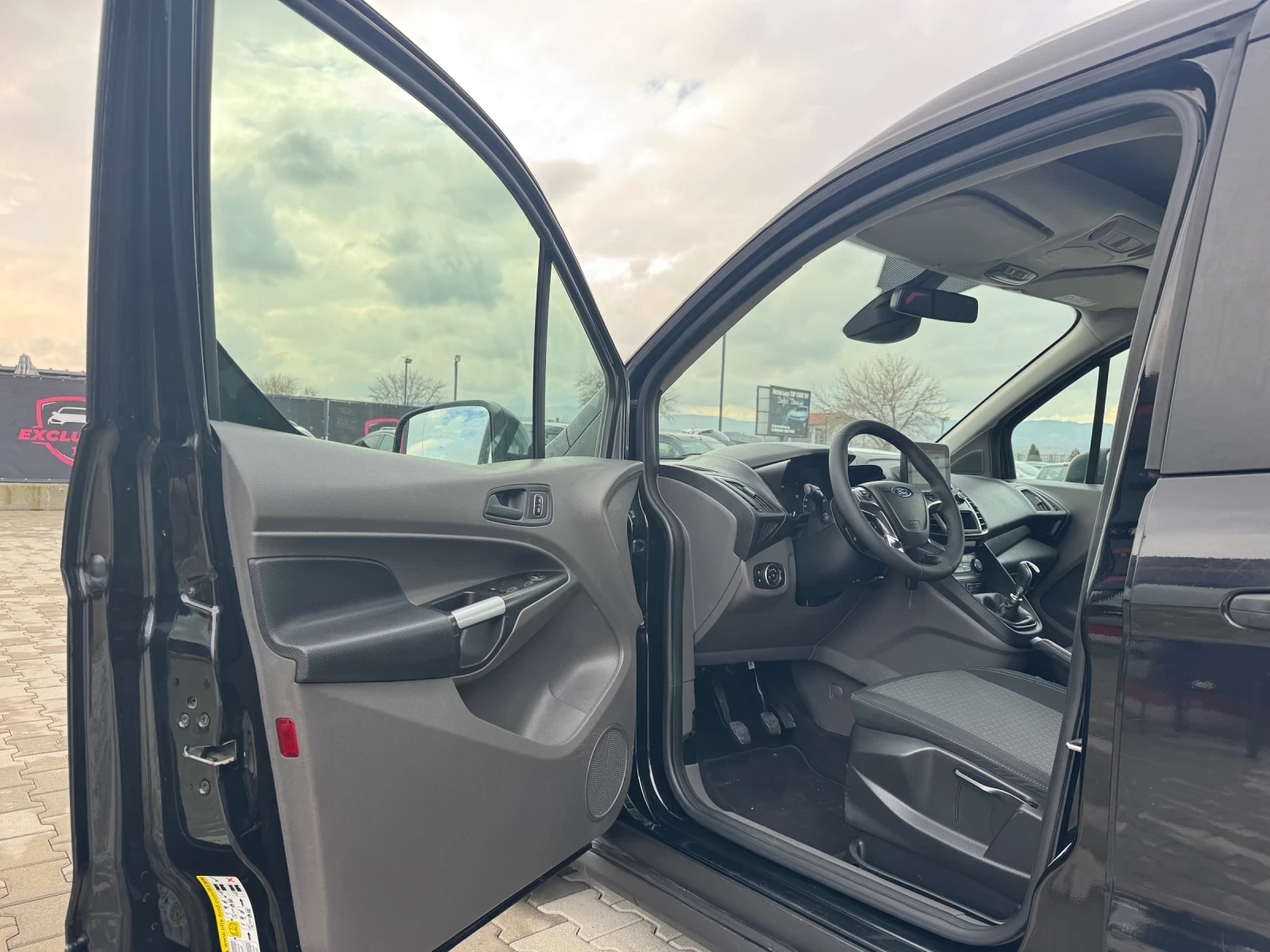 Ford Connect MAXI 7-МЕСТА КАМЕРА - изображение 9