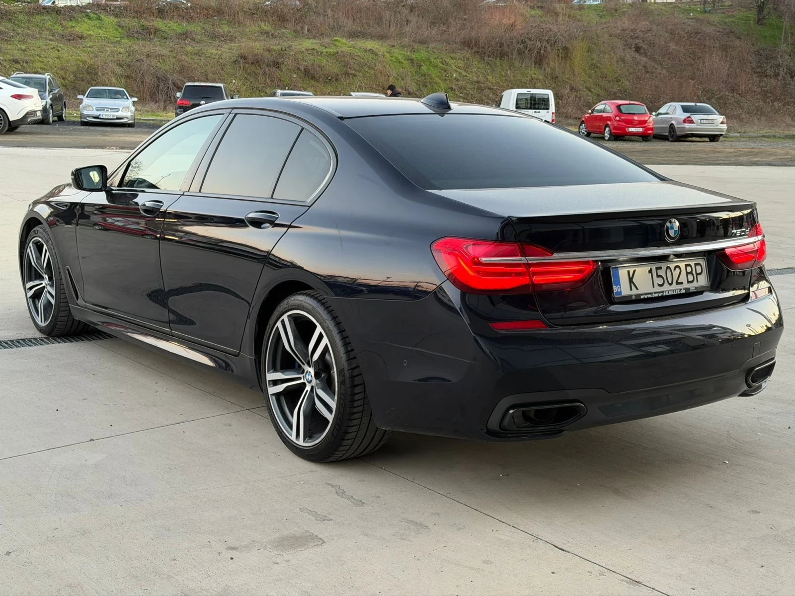 BMW 750 LD M sport xDrive/Камера 360/RSE/HuD/Обдухване/Las, снимка 7 - Автомобили и джипове - 54235716
