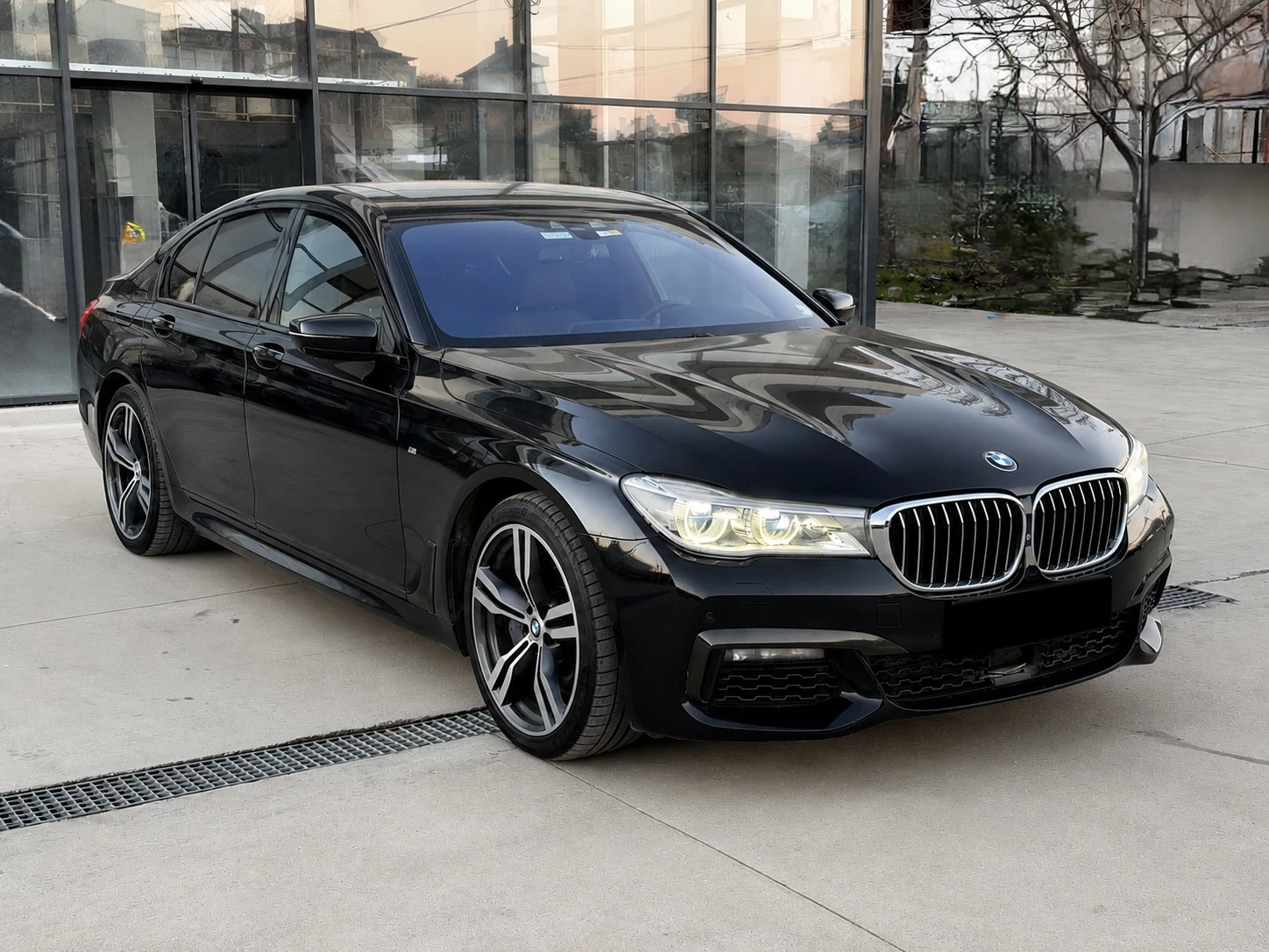 BMW 750 LD M sport xDrive/Камера 360/RSE/HuD/Обдухване/Las