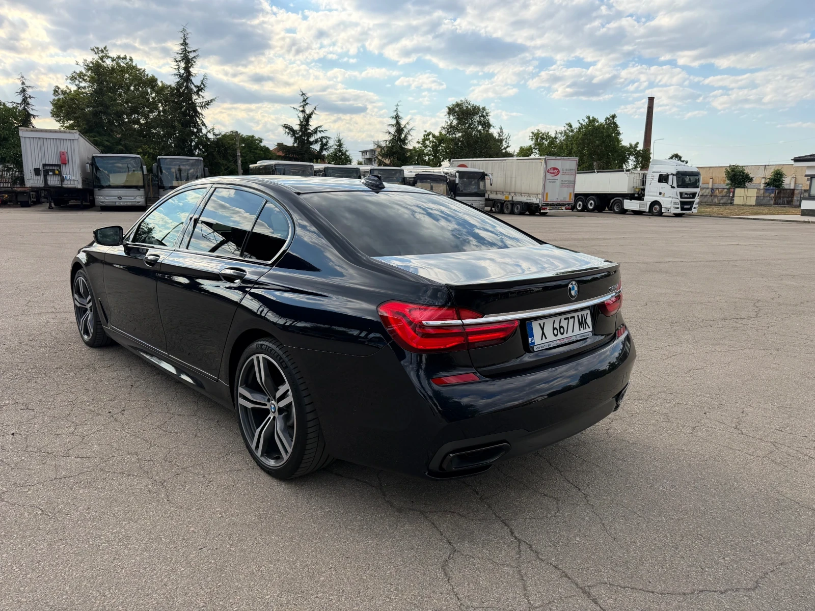 BMW 750 D M sport xDrive/������ 360/RSE/HuD/���������/Las | Mobile.bg � ����������� 6