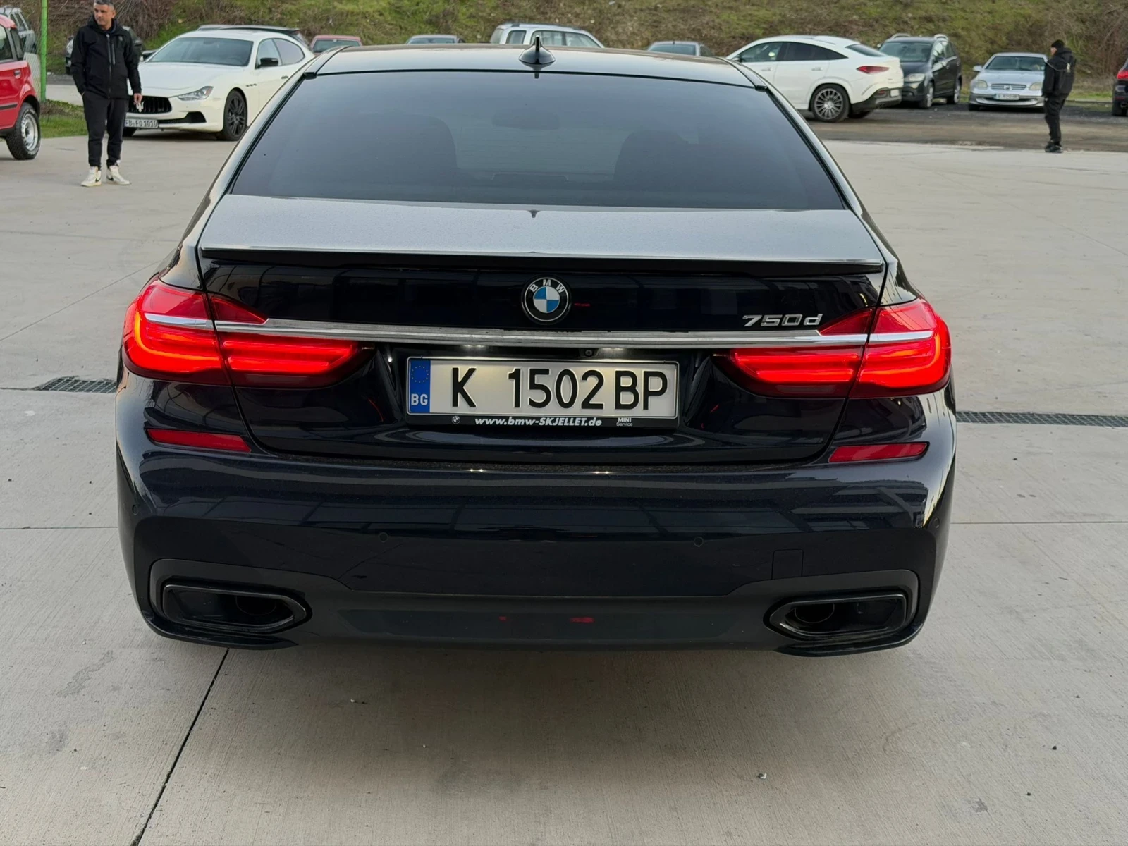 BMW 750 LD M sport xDrive/Камера 360/RSE/HuD/Обдухване/Las, снимка 5 - Автомобили и джипове - 54235716