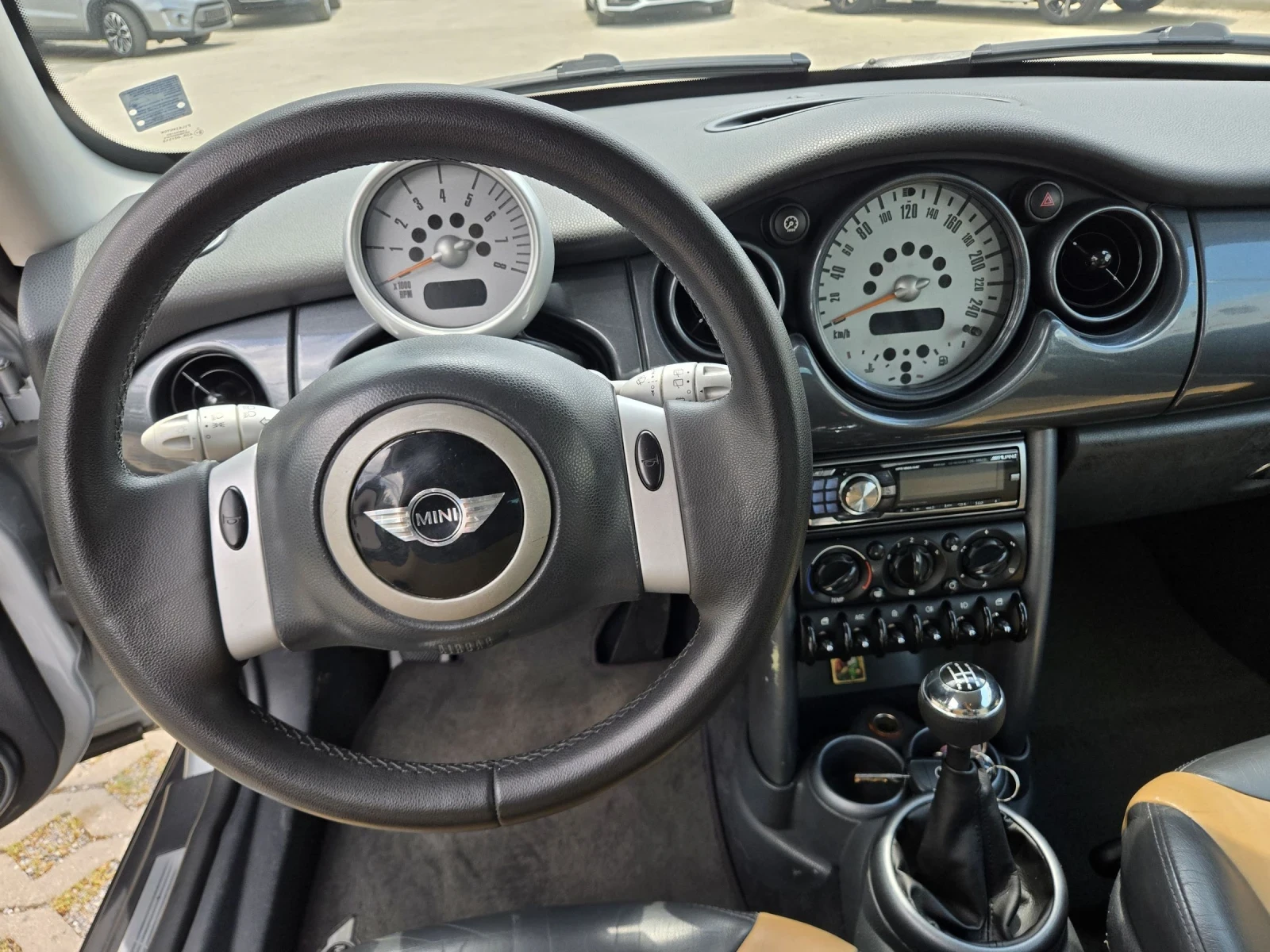 Mini One 1.6i-90��= ��������= ����= ������ ������� | Mobile.bg � ����������� 10