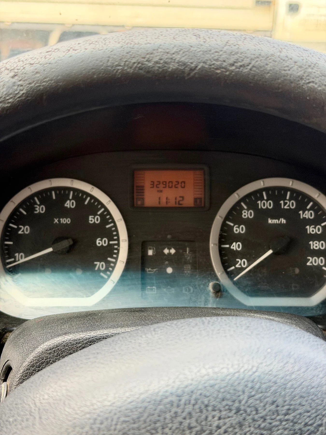 Dacia Logan 1.5 dCi 7 места, снимка 6 - Автомобили и джипове - 55138360
