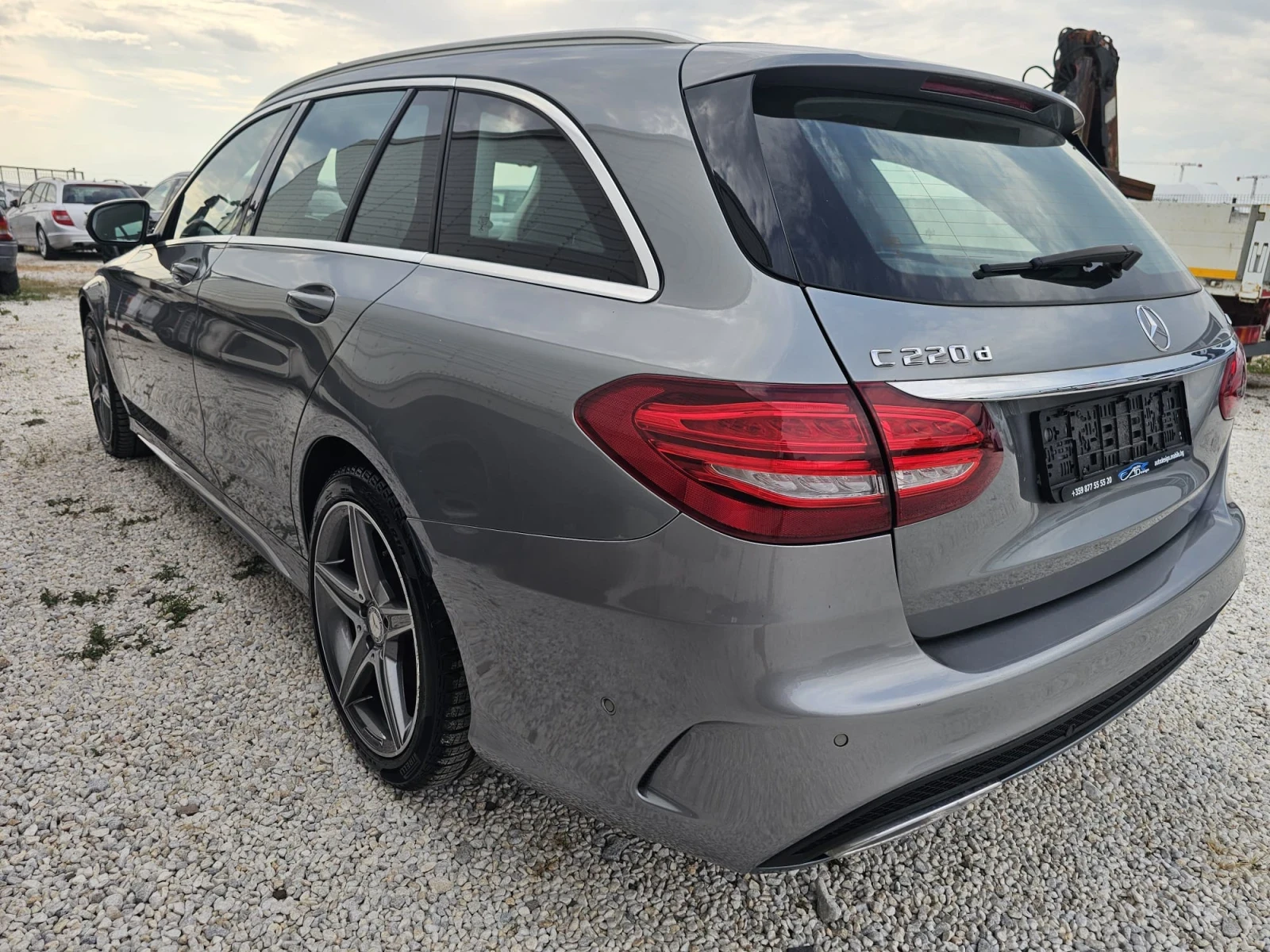 Mercedes-Benz C 220 AMG LINE/4Matic/ПЪЛНА СЕРВИЗНА ИСТОРИЯ , снимка 6 - Автомобили и джипове - 55317477