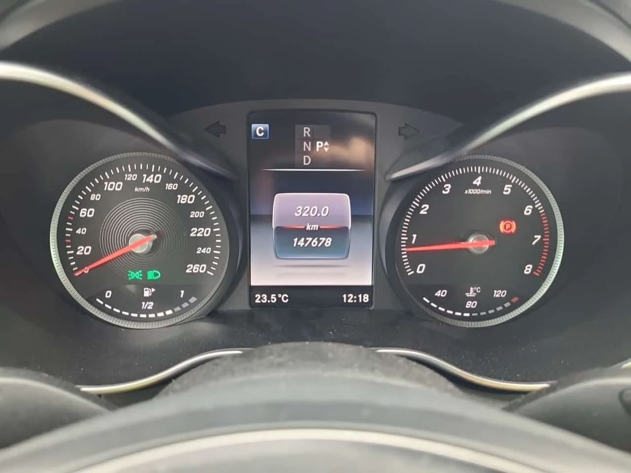Mercedes-Benz C 300 * CARFAX * ЦЕНА ДО БГ, снимка 7 - Автомобили и джипове - 55616602