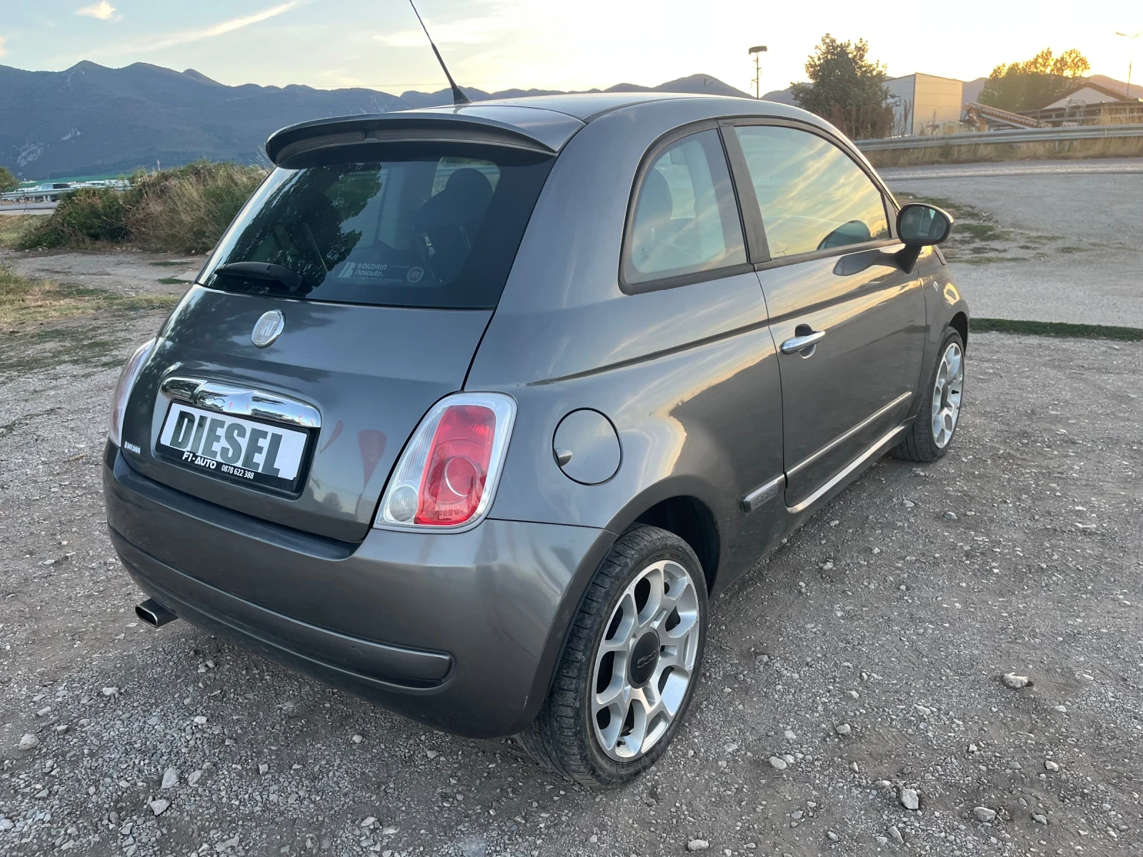 Fiat 500 1.3m-jet-75-ITALIA, снимка 9 - Автомобили и джипове - 55957283