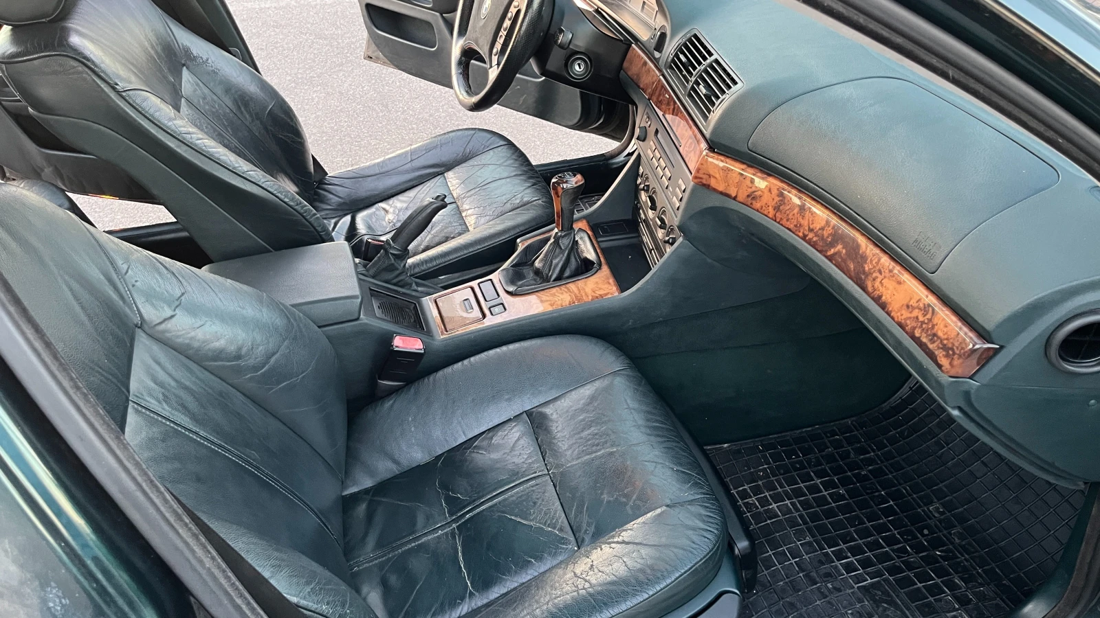 BMW 523 E39 Touring, снимка 13 - Автомобили и джипове - 55963634