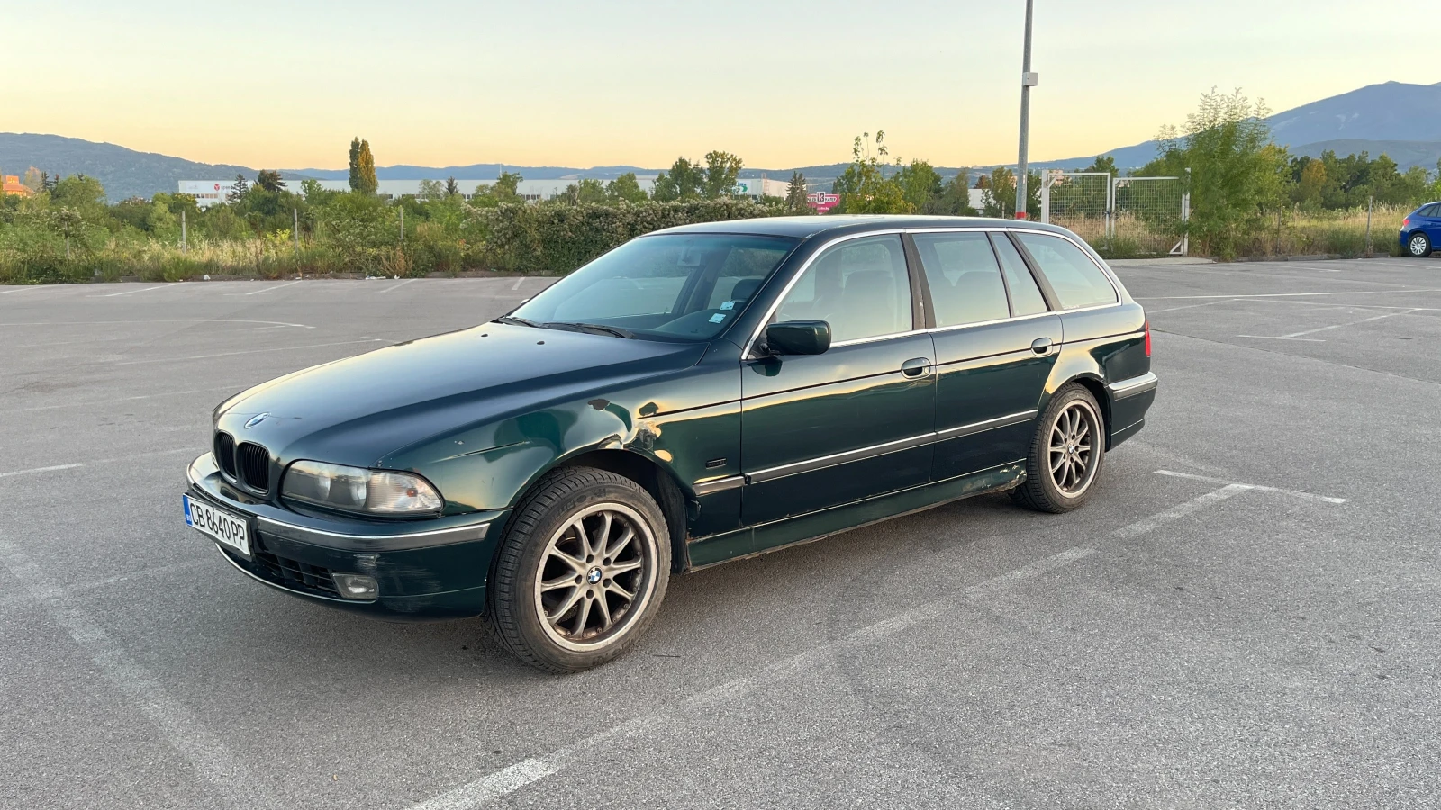 BMW 523 E39 Touring, снимка 4 - Автомобили и джипове - 55963634
