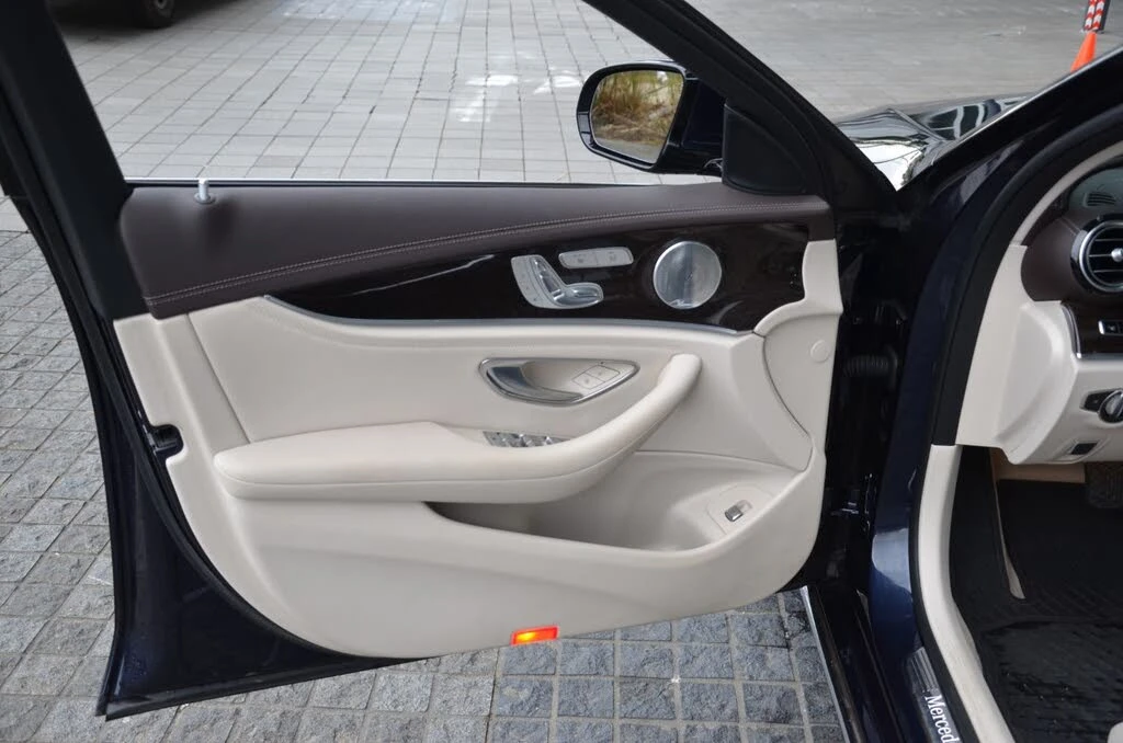 Mercedes-Benz E 400 BURMESTER/360 CAMERA/ПАНОРАМА/HUD/ROAD ASSIST/    , снимка 7 - Автомобили и джипове - 56085989