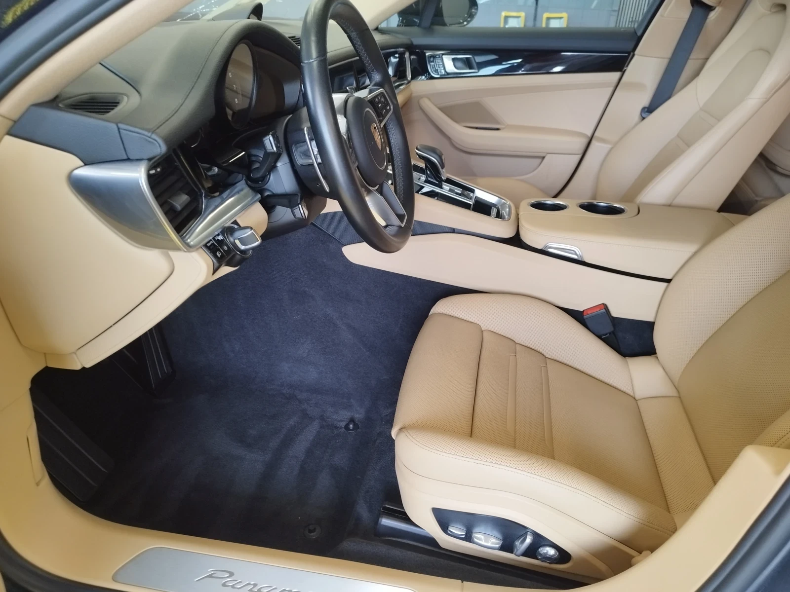 Porsche Panamera 3.0    75 000km, снимка 6 - Автомобили и джипове - 56368796