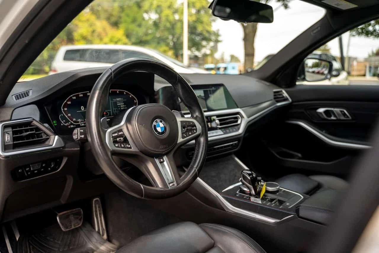 BMW 330 330i NoAccident| PremEnh| MSprt| HUD| BSM| ������� | Mobile.bg � ����������� 10