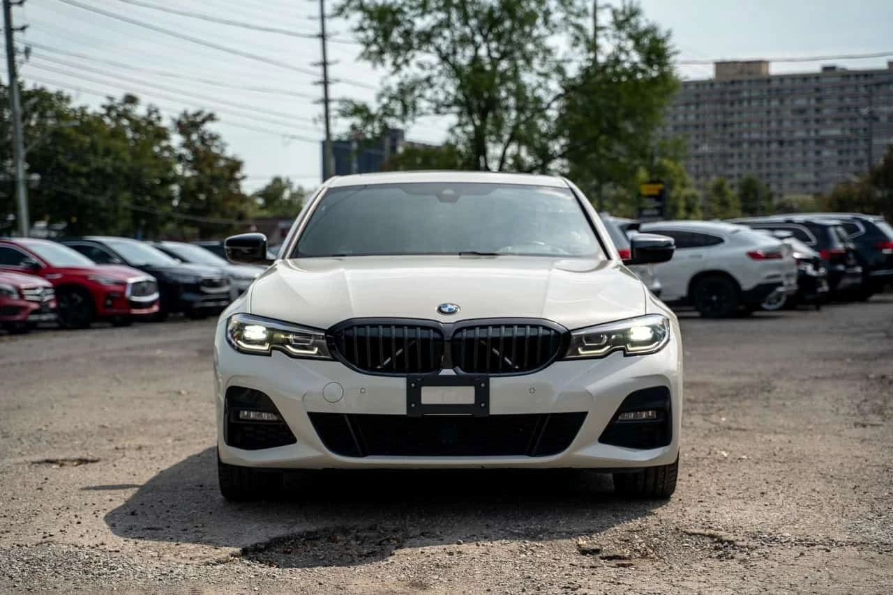 BMW 330 330i NoAccident| PremEnh| MSprt| HUD| BSM| ������� | Mobile.bg � ����������� 3