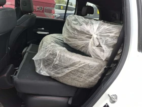Mercedes-Benz GLB АМГ ПАКЕТ/250/CARFAX/ПАНО/ПОДГРЕВ/2 КЛЮЧА/+ ГУМИ, снимка 11