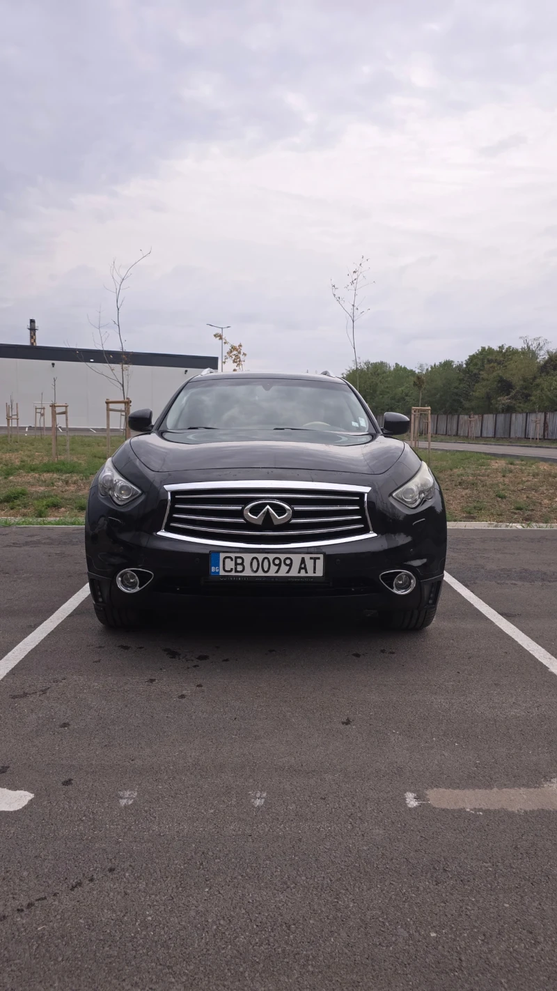 Infiniti QX70, снимка 2 - Автомобили и джипове - 47527872