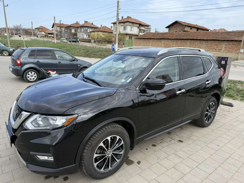 Nissan Rogue SV AWD, снимка 2 - Автомобили и джипове - 49583552