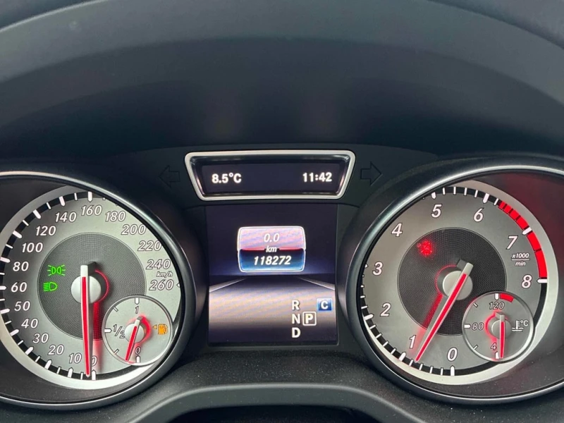 Mercedes-Benz GLA 250 * 250 * CARFAX * ФИНАНСИРАНЕ, снимка 8 - Автомобили и джипове - 53005363