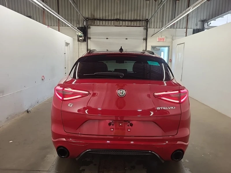 Alfa Romeo Stelvio * VELOCE * CARFAX * БЕЗ ПЪРВОНАЧАЛНА ВНОСКА, снимка 7 - Автомобили и джипове - 53253719