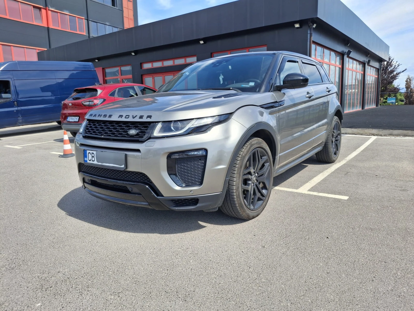 Land Rover Range Rover Evoque HSE* 2.0D* 180 к.с.* 4x4* Автоматик* FACELIFT, снимка 1