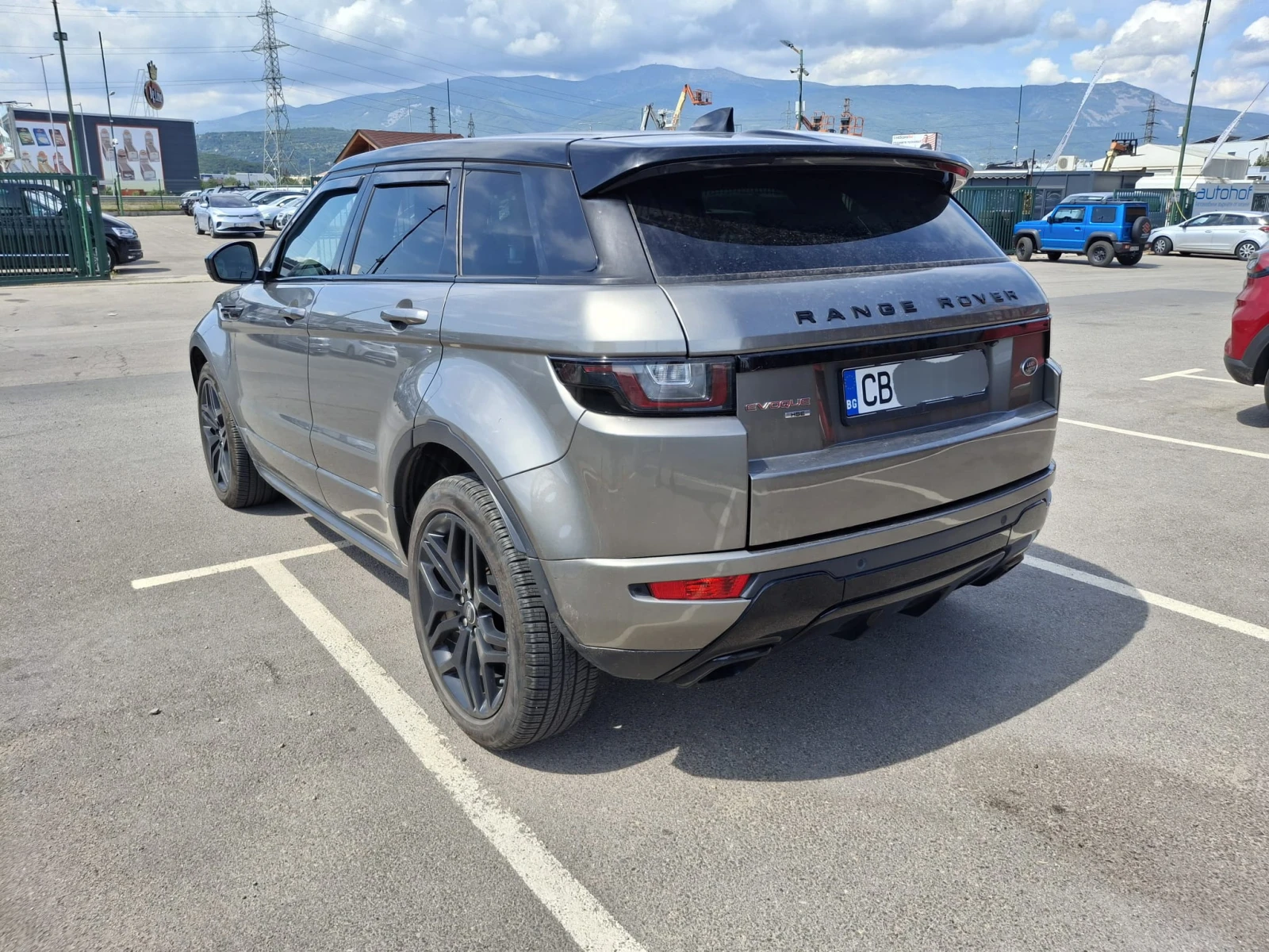 Land Rover Range Rover Evoque HSE* 2.0D* 180 к.с.* 4x4* Автоматик* FACELIFT - изображение 5