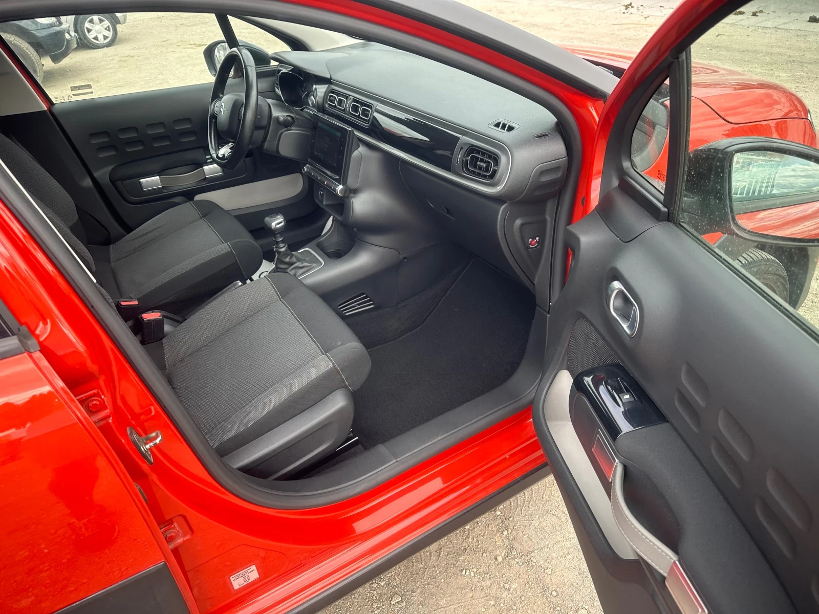 Citroen C3 1.2 i exclusive | Mobile.bg   12