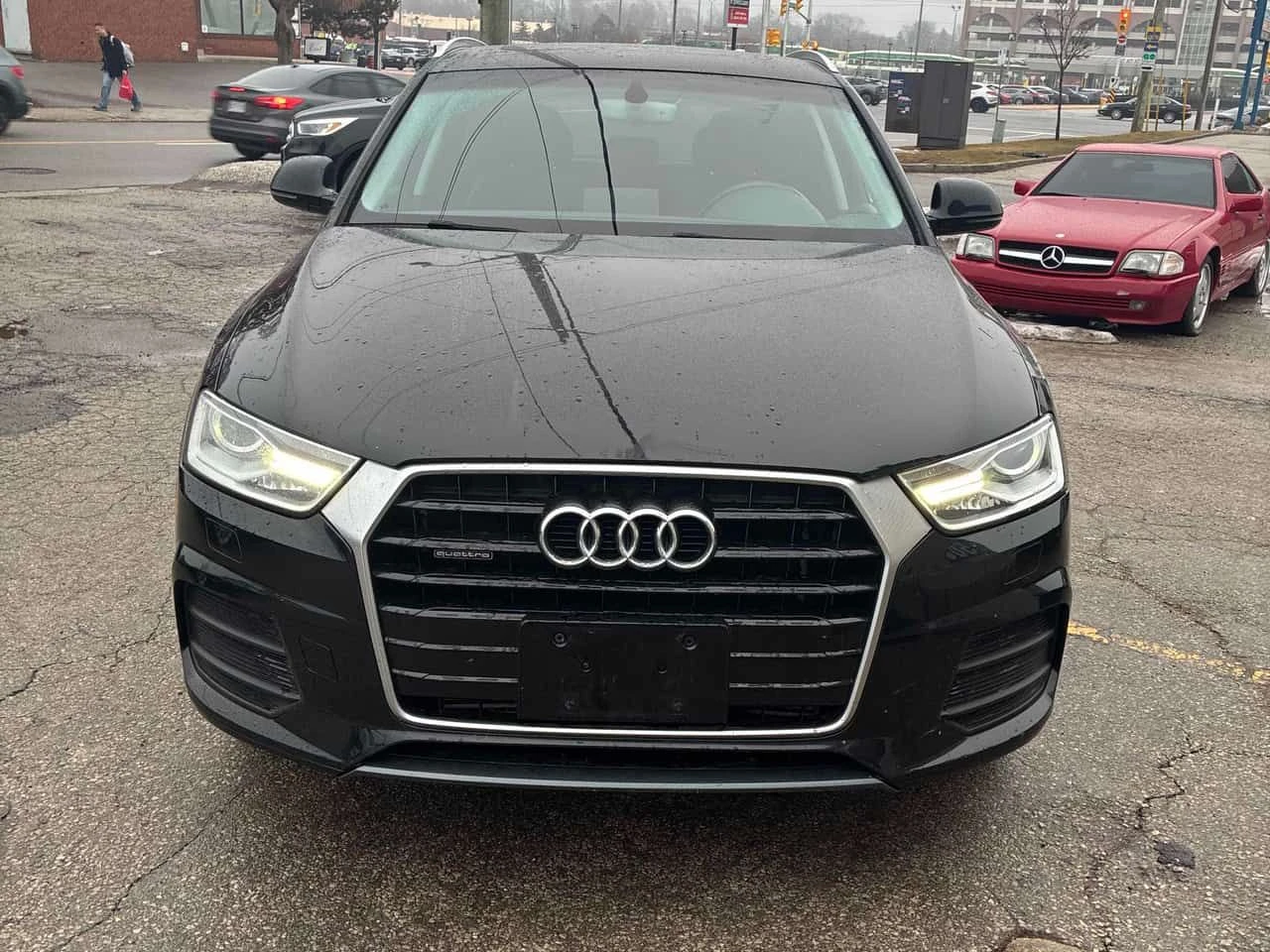 Audi Q3 PROGRESSIV/CARFAX/ПАНОРАМА/ПОДГРЕВИ, снимка 2 - Автомобили и джипове - 53831518