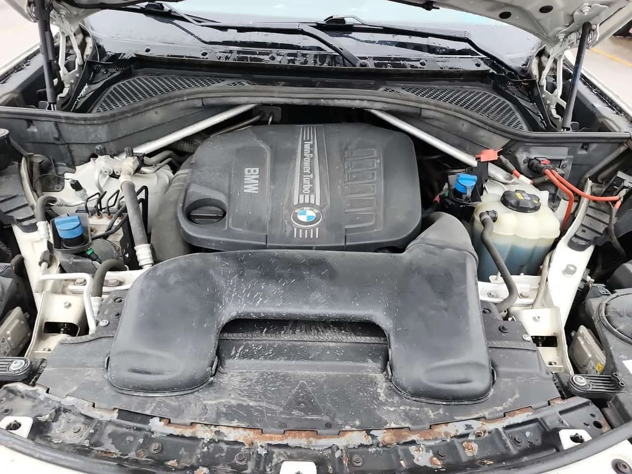 BMW X5 * XDRIVE35D * ГЛАВНО ПРЕДСТАВИТЕЛСТВО* , снимка 17 - Автомобили и джипове - 54096402