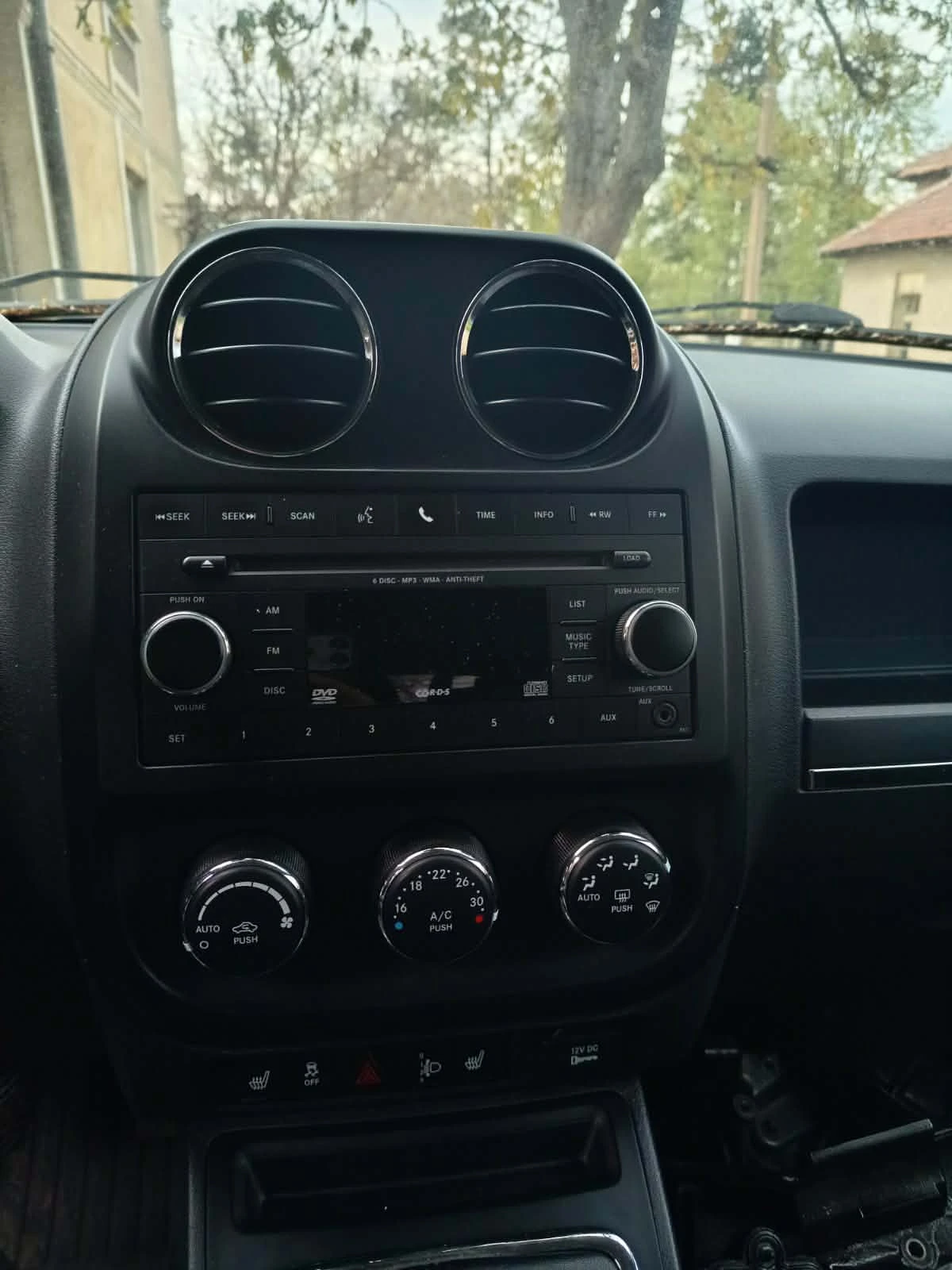 Jeep Compass, снимка 8 - Автомобили и джипове - 54287681