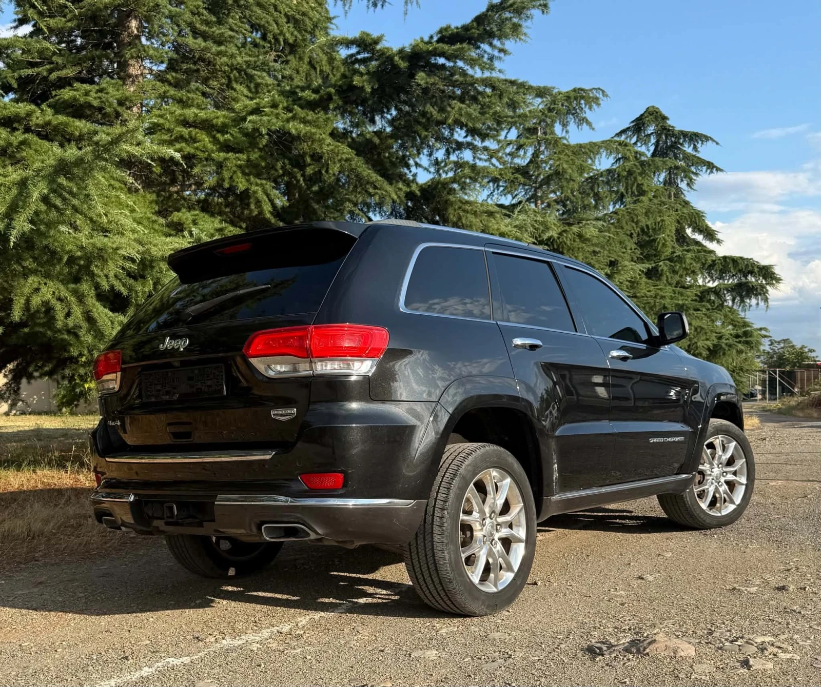 Jeep Grand cherokee Summit 4x4 5.7 hemi perfect , снимка 7 - Автомобили и джипове - 55470161
