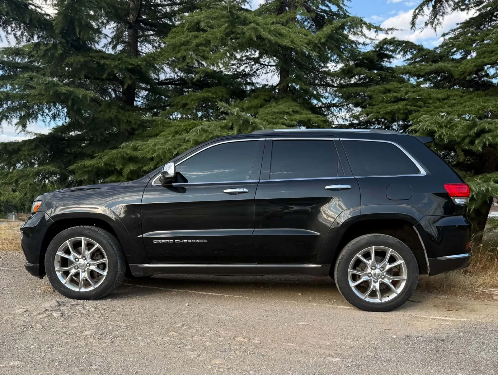 Jeep Grand cherokee Summit 4x4 5.7 hemi perfect , снимка 4 - Автомобили и джипове - 55470161