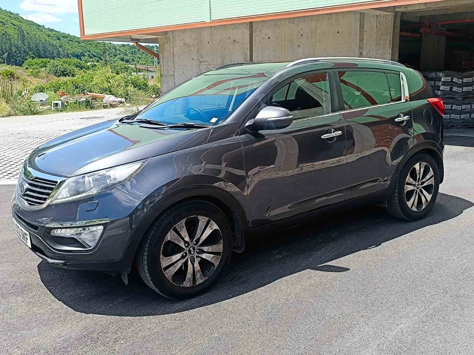 Kia Sportage 1.7 navi, снимка 6 - Автомобили и джипове - 55554764