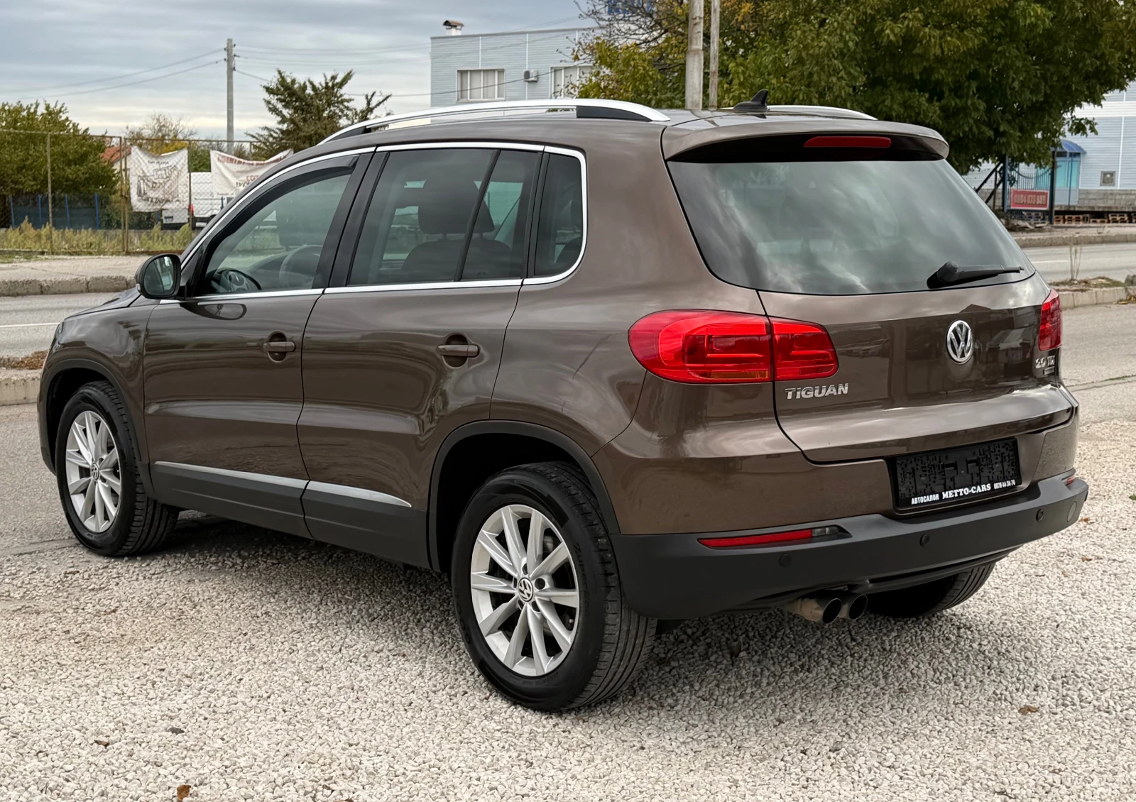 VW Tiguan 2.0TDI* HiGHLINE, снимка 2 - Автомобили и джипове - 56728185