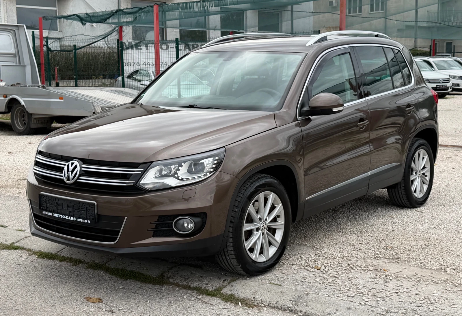 VW Tiguan 2.0TDI* HiGHLINE, снимка 15 - Автомобили и джипове - 56728185